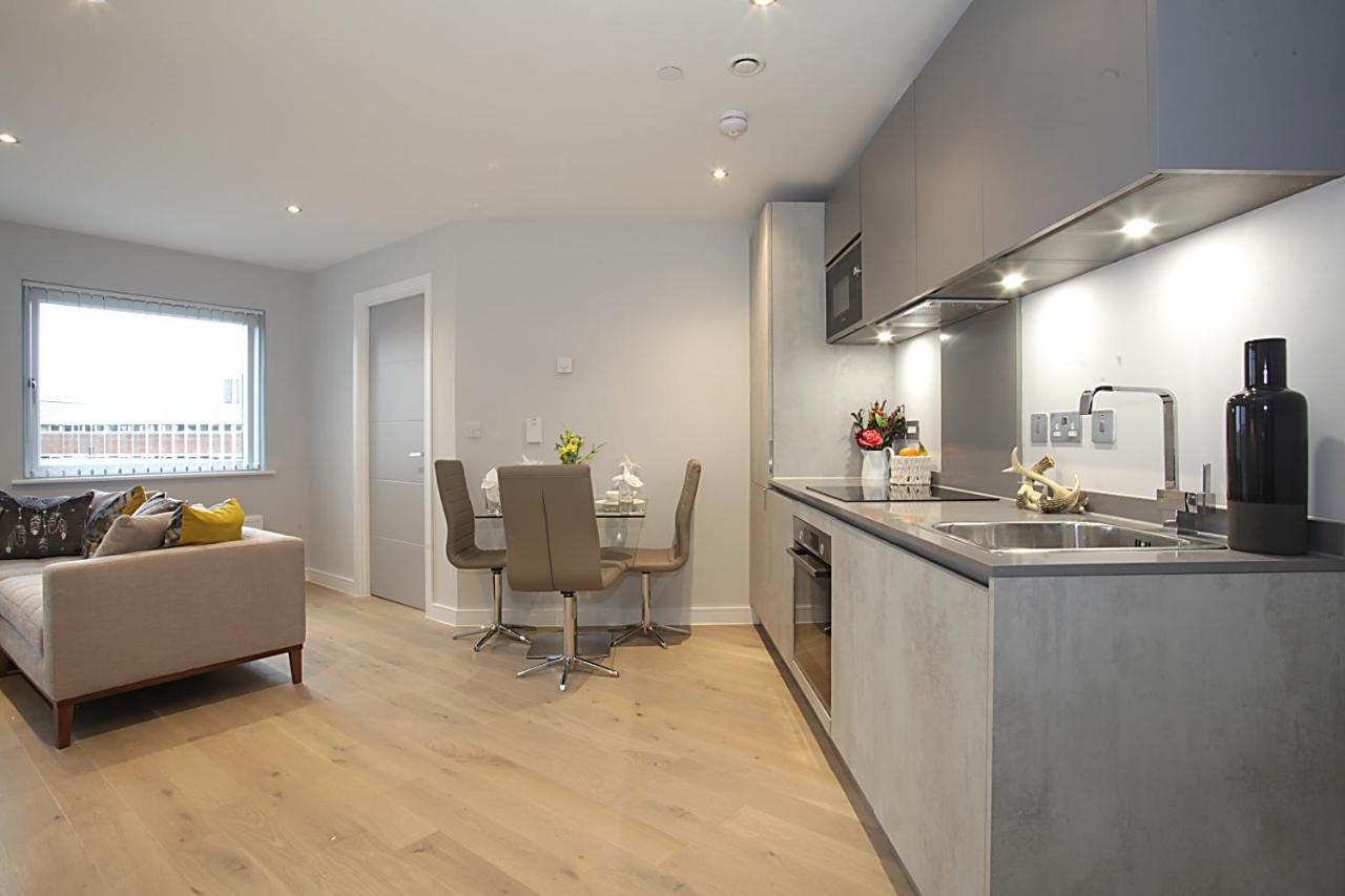 Foundry One Bedroom Apartments Close To Town Center Luton  Kültér fotó