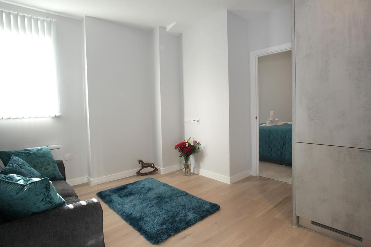 Foundry One Bedroom Apartments Close To Town Center Luton  Kültér fotó